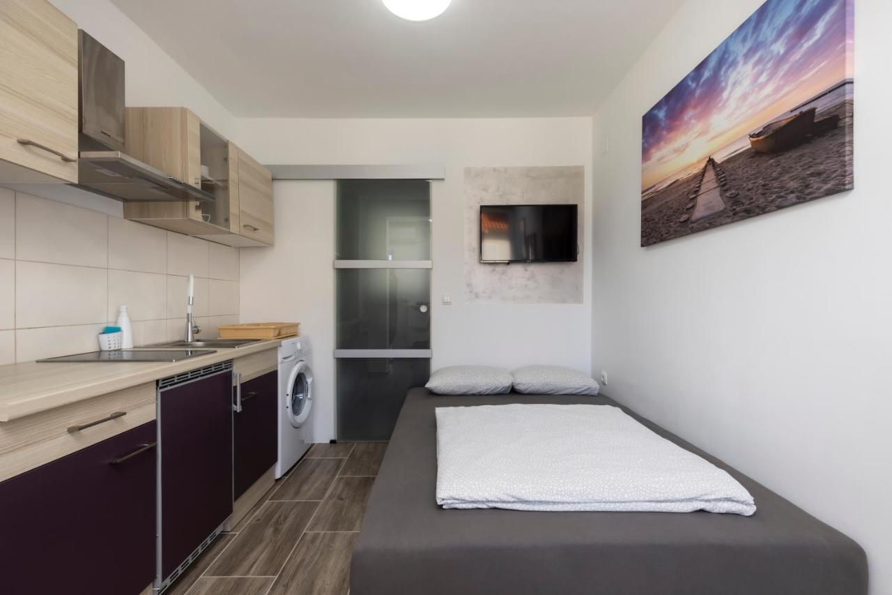Studio Apartment Pinetree - Mali Lošinj Екстериор снимка